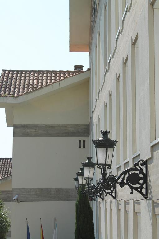 Loop Inn Hotel سانتياغو دي كومبوستيلا المظهر الخارجي الصورة